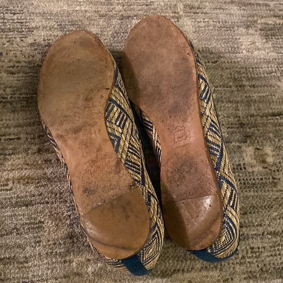 Stuart Weitzman ballet flats - size 6 - round toe - great condition - Picture 6 of 6